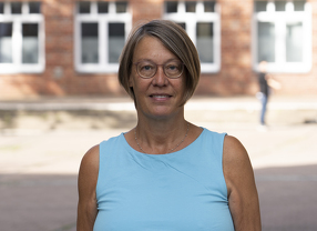 Das Bild zeigt Ulla Habelt